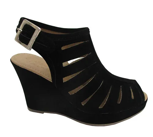 Sandalia negra de piel